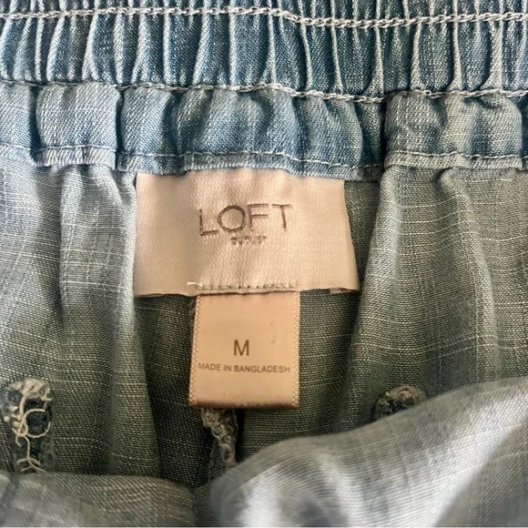 LOFT Tencel Blue Denim Running Short | Lounge Shorts | Medium - Picture 2 of 9